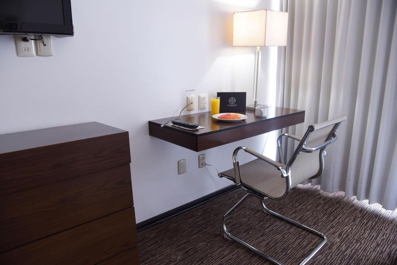 Hotel Fray Junipero Serra Тепик Екстериор снимка