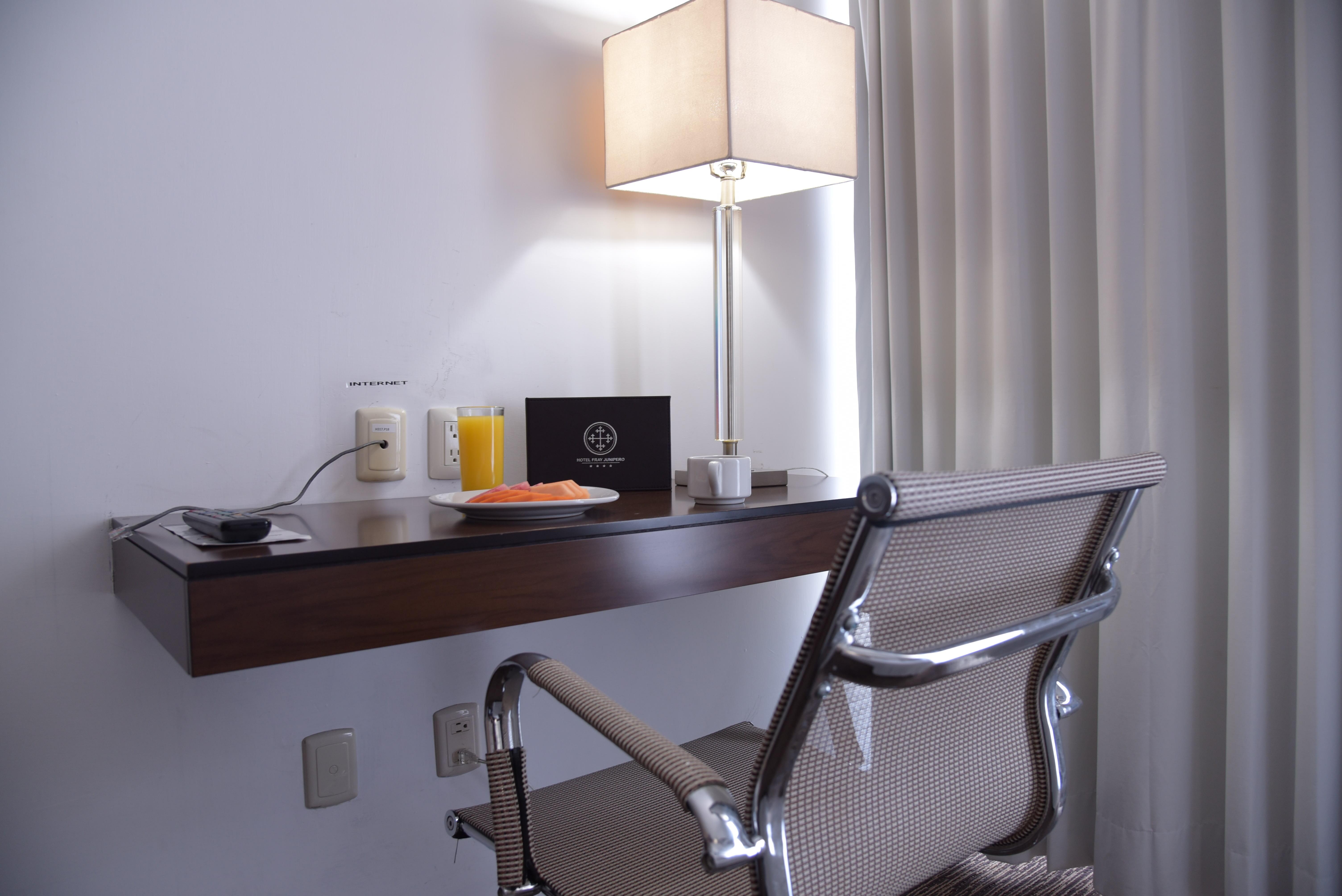 Hotel Fray Junipero Serra Тепик Екстериор снимка