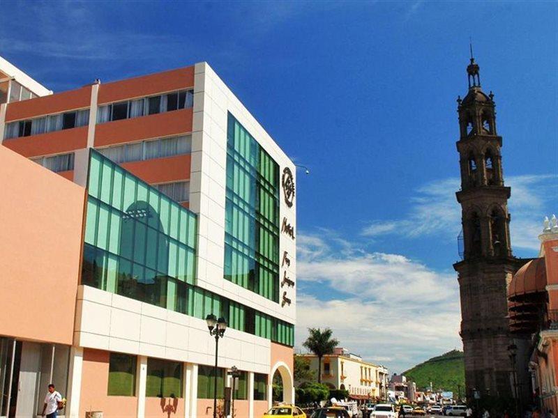 Hotel Fray Junipero Serra Тепик Екстериор снимка