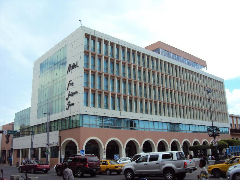 Hotel Fray Junipero Serra Тепик Екстериор снимка